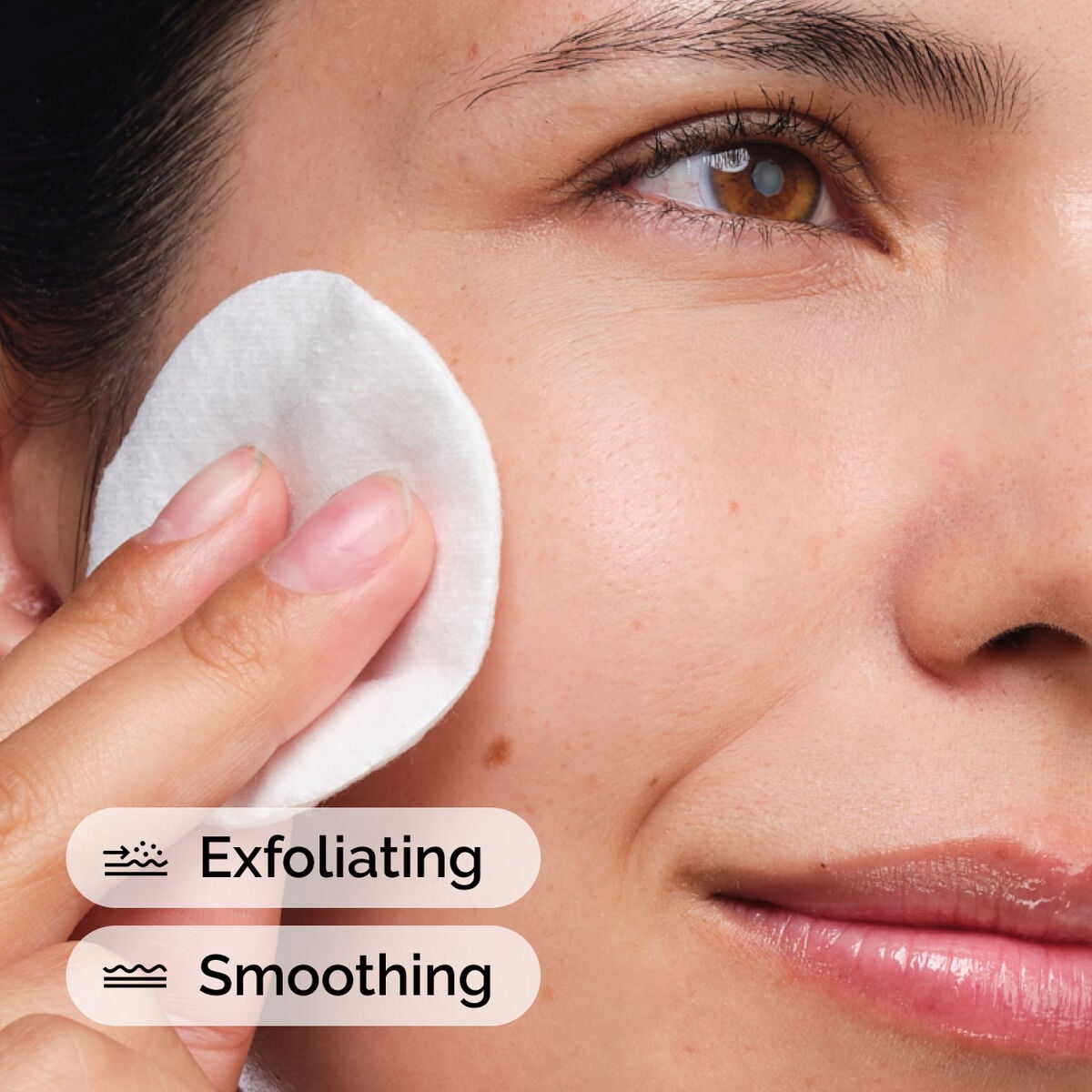 glycolic-acid-7-exfoliating-toner-h4 ord-glycolic-acid-exfoliating-toner-model-application-with-benefits.jpg